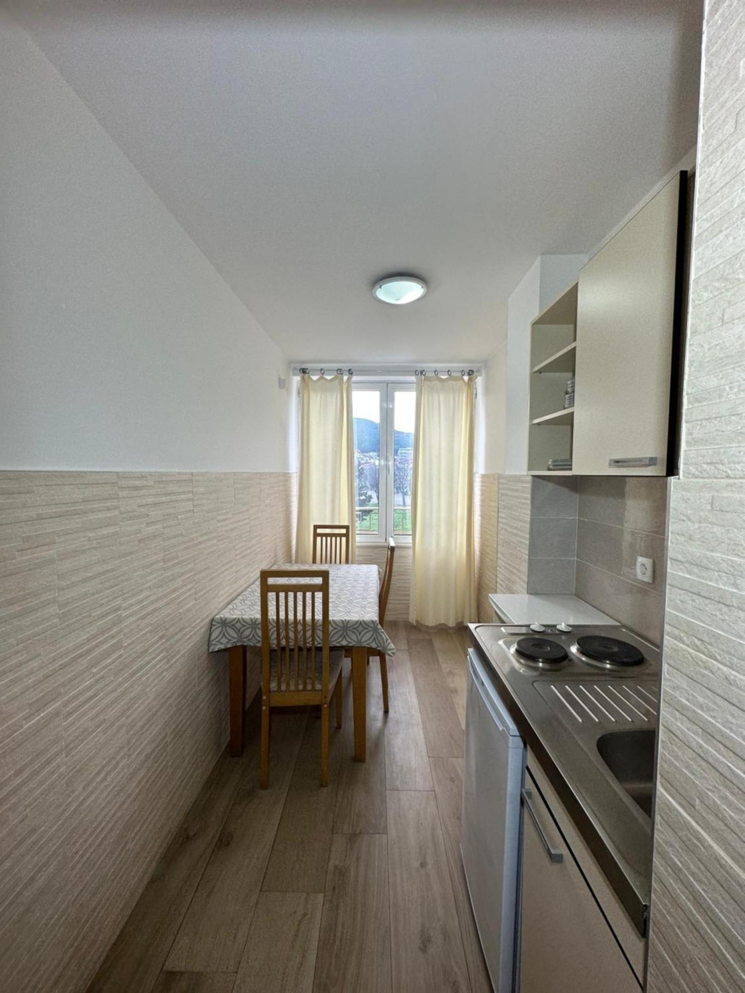 Apartmani Simona ブドヴァ エクステリア 写真